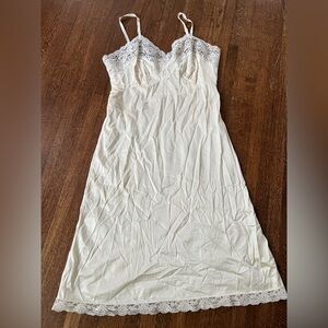 Vintage Cream Lace Silky Babydoll Nightgown Slip Dress Size Medium
